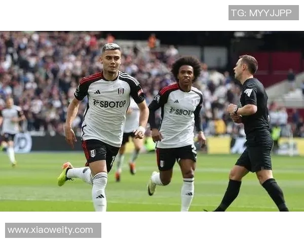 埃弗顿主场迎战哈德菲尔全力争胜期待精彩对决