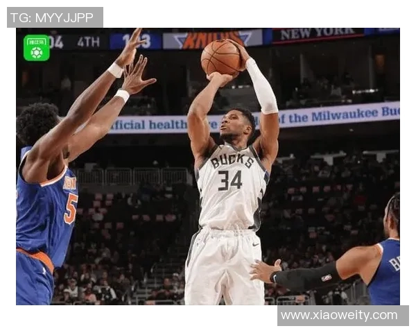 雄鹿力克开拓者,字母哥砍下35+15,霸气尽显