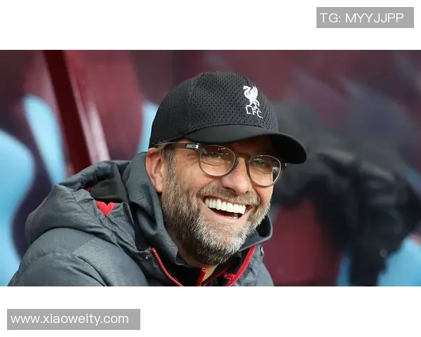 凯恩的传奇之路：从足球天才到世界顶级教练的蜕变与成就